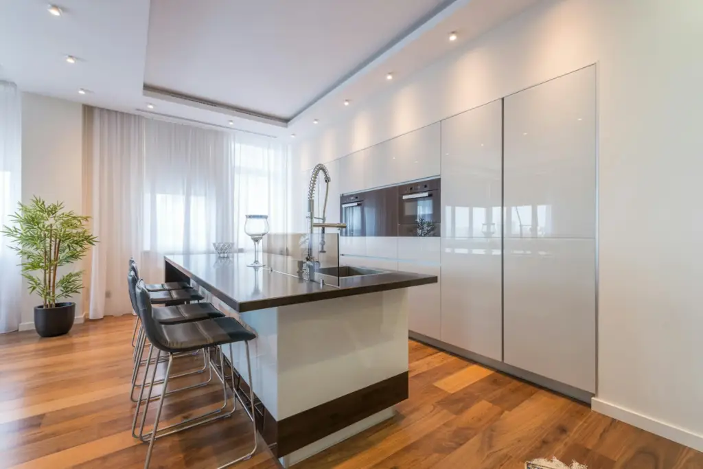 Built in Cabinet by Home Advisor