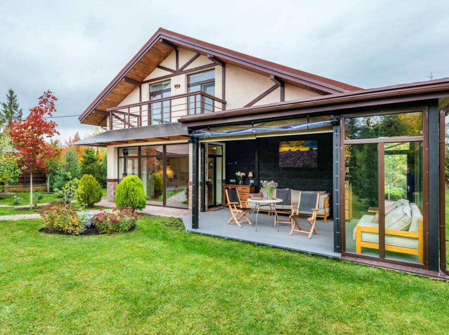 backyard deck building in sammamish