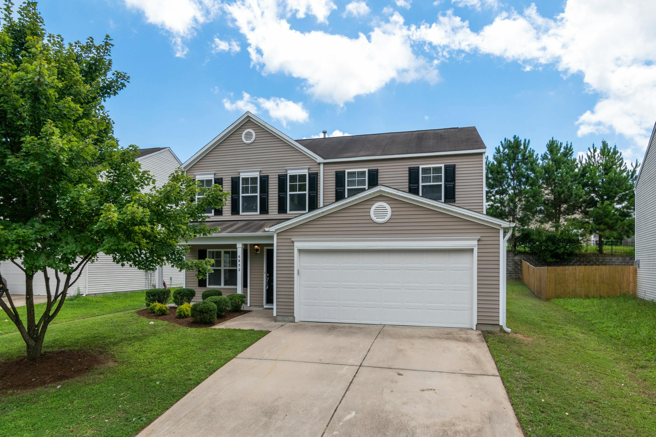 Vinyl Siding by Home Advisor